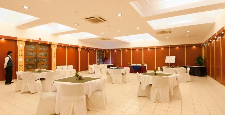 Hotel Atithi Agra  Esterno foto