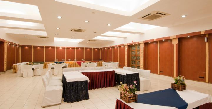 Hotel Atithi Agra  Esterno foto