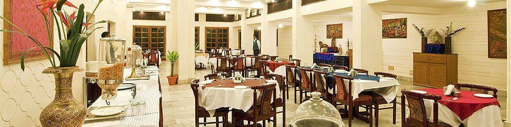 Hotel Atithi Agra  Esterno foto