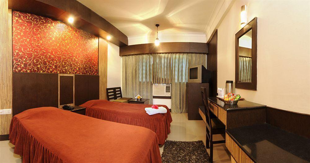 Hotel Atithi Agra  Esterno foto