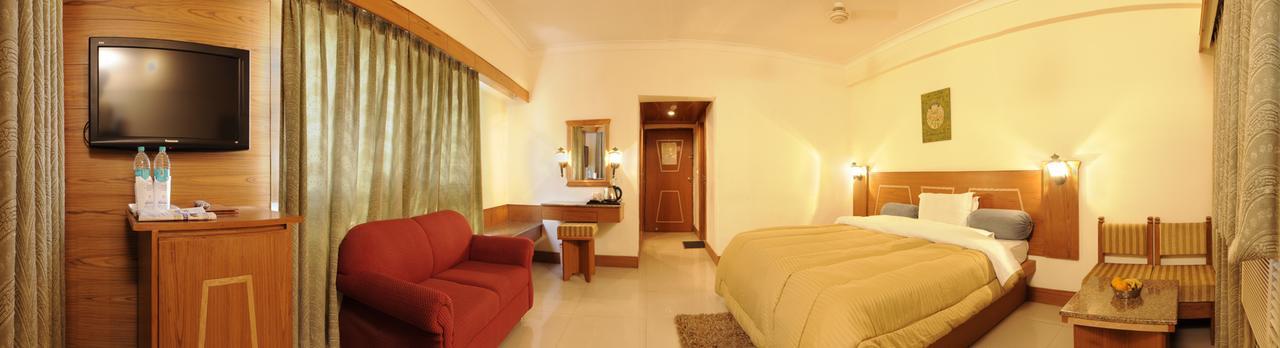 Hotel Atithi Agra  Esterno foto