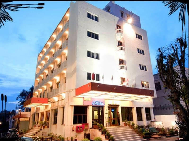 Hotel Atithi Agra  Esterno foto